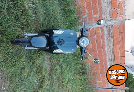 Motos - Motomel Strato Euro 150 2022 Nafta 11500Km - En Venta