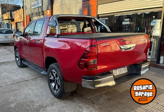 Camionetas - Toyota Hilux srx 4x2 autom�tica 2020 Diesel 60000Km - En Venta