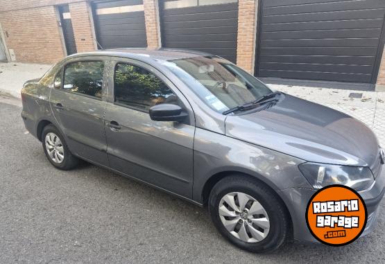 Autos - Volkswagen Voyage 2014 GNC 235391Km - En Venta