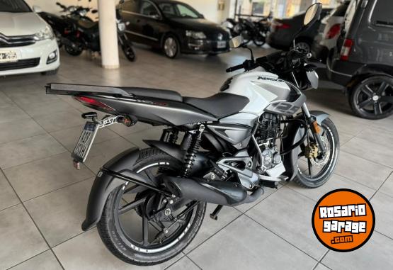 Motos - Bajaj Rouser NS 125 2023 Nafta 11000Km - En Venta