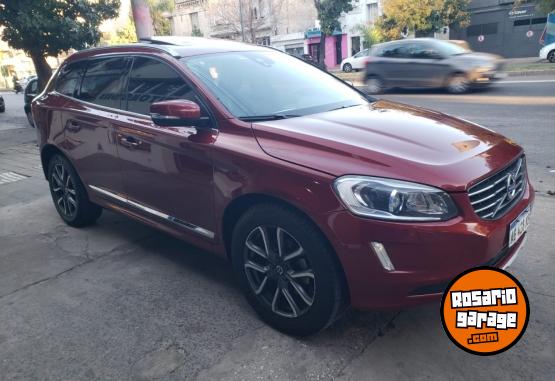 Camionetas - Volvo XC60 AWD T5 NO HONDA CRV 2017 Nafta 180000Km - En Venta