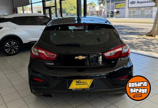 Autos - Chevrolet Cruze LT 2021 Nafta 40000Km - En Venta