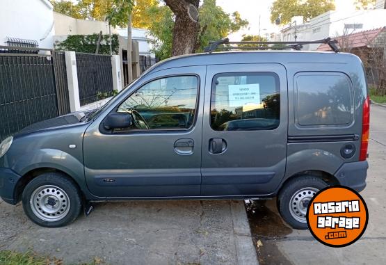 Utilitarios - Renault Kangoo ph3 confort 1.6 2017 GNC 140000Km - En Venta