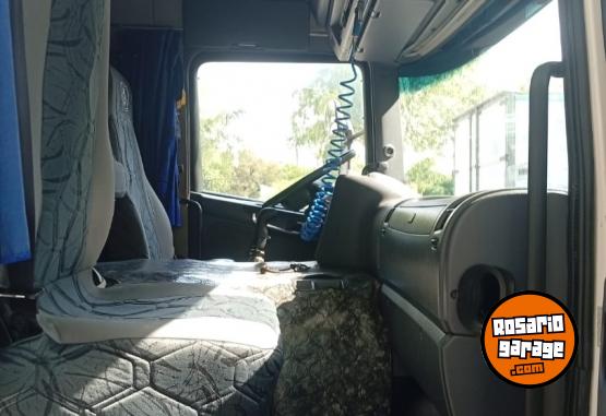 Camiones y Gr�as - SCANIA P310 - En Venta