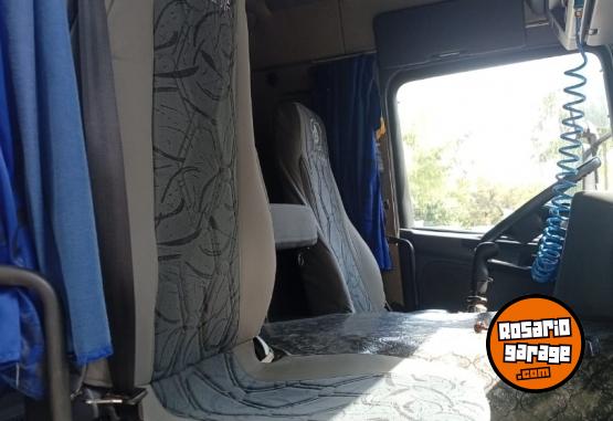 Camiones y Gr�as - SCANIA P310 - En Venta