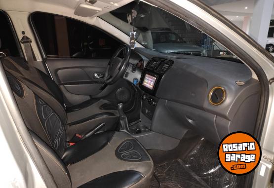 Autos - Renault SANDERO STEPWAY 2016 GNC 122400Km - En Venta