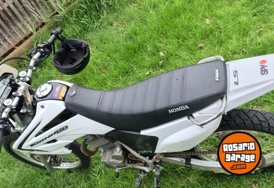 Motos - Honda Tornad 2011 Nafta 25000Km - En Venta