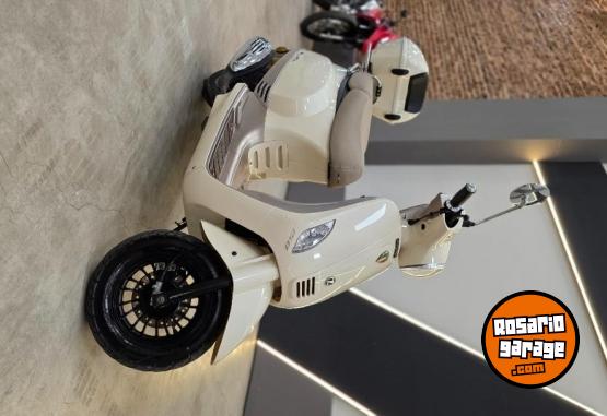 Motos - Zanella ZANELLA STYLER EXCLUSIVE 2014 Nafta 10000Km - En Venta