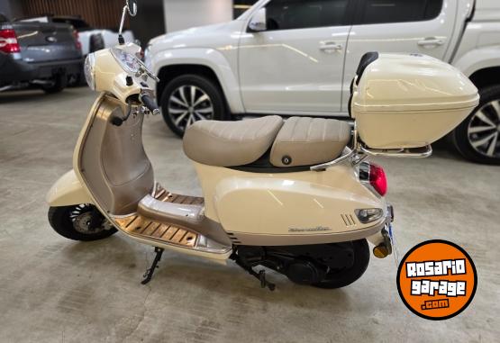 Motos - Zanella ZANELLA STYLER EXCLUSIVE 2014 Nafta 10000Km - En Venta