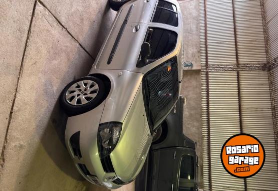 Autos - Renault Clio 2010 Nafta 231000Km - En Venta