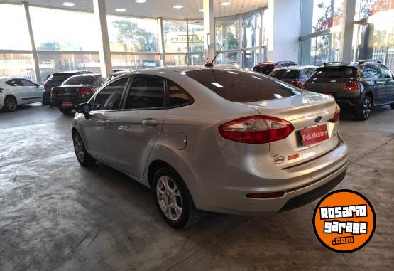 Autos - Ford FIESTA 2014 GNC 136500Km - En Venta