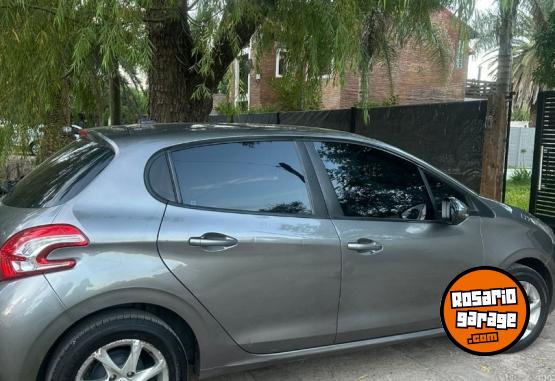 Autos - Peugeot 208 - TOUCH SCREEM  2013 2013 Nafta 135000Km - En Venta