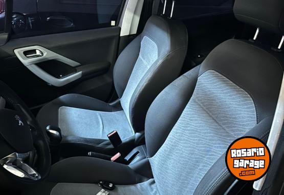 Autos - Peugeot 208 - TOUCH SCREEM  2013 2013 Nafta 135000Km - En Venta