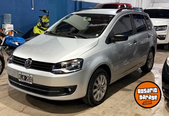 Autos - Volkswagen Suran 2011 GNC 135000Km - En Venta