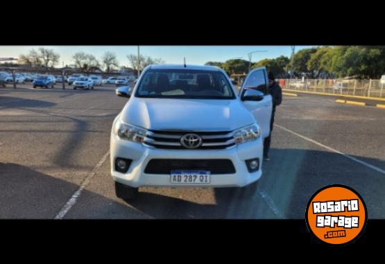 Camionetas - Toyota SRV 2.8 4X2 2018 Diesel 117000Km - En Venta