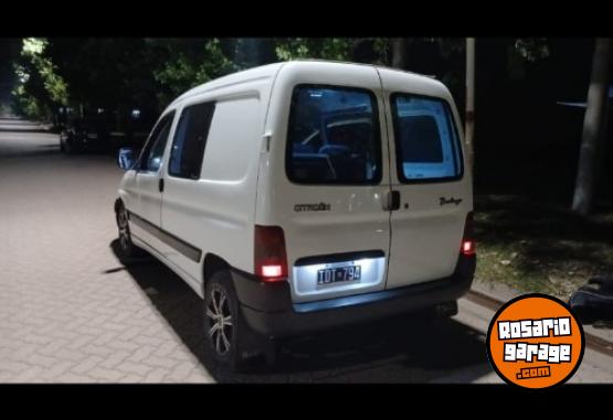 Utilitarios - Citroen Berlingo 2009 Diesel 177000Km - En Venta