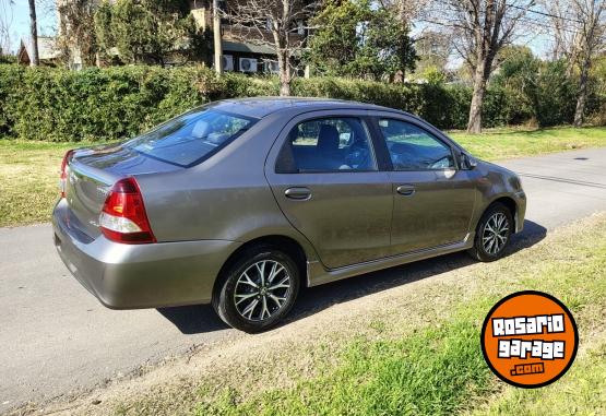 Autos - Toyota ETIOS XLS 1,5 4A/T 2019 Nafta 110000Km - En Venta