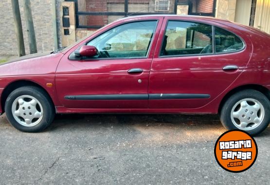 Autos - Renault Megane Rxe 1999 Nafta 220000Km - En Venta