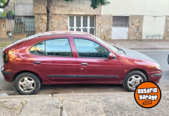 Autos - Renault Megane Rxe 1999 Nafta 220000Km - En Venta