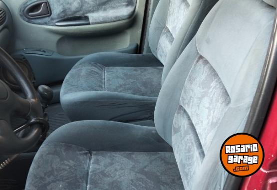 Autos - Renault Megane Rxe 1999 Nafta 220000Km - En Venta