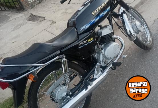 Motos - Suzuki Ax 100 2025 Nafta 4000Km - En Venta