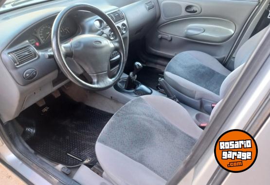 Autos - Ford Escort LX 1.8 D 1998 Diesel 93000Km - En Venta