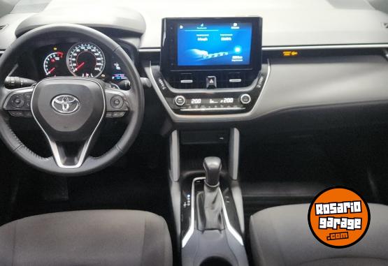 Camionetas - Toyota Corolla Cross 2022 Nafta 70000Km - En Venta
