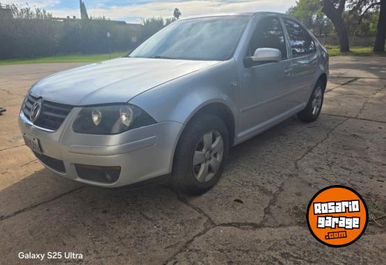 Autos - Volkswagen Bora 2008 Nafta 517000Km - En Venta