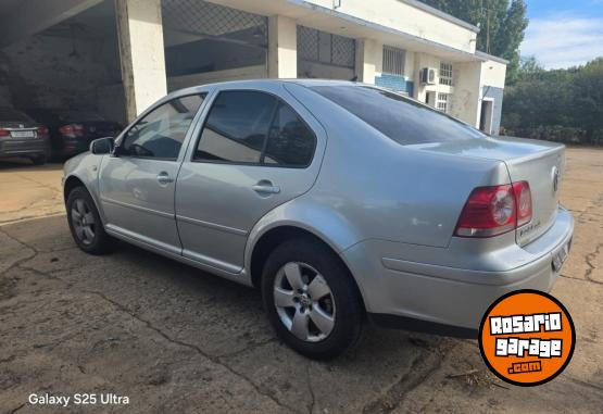 Autos - Volkswagen Bora 2008 Nafta 517000Km - En Venta