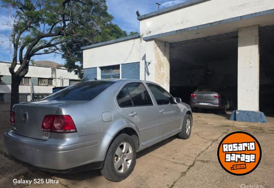 Autos - Volkswagen Bora 2008 Nafta 517000Km - En Venta