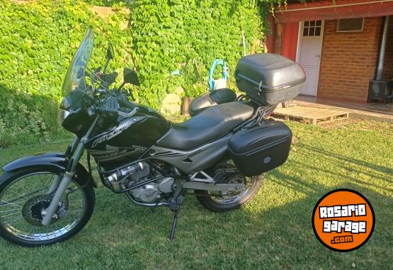 Motos - Honda NX4 FALCON 2013 Nafta 55000Km - En Venta