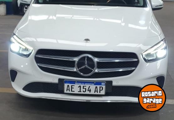 Autos - Mercedes Benz B 200 2020 Nafta 48000Km - En Venta