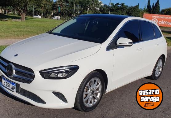 Autos - Mercedes Benz B 200 2020 Nafta 48000Km - En Venta