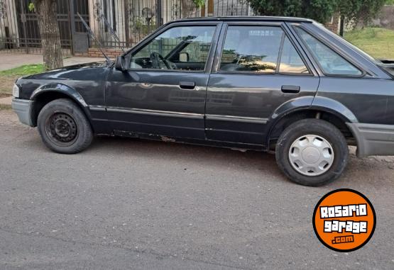 Autos - Ford Escort ELX 1.6 1993 Nafta 220000Km - En Venta