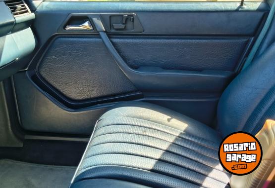 Autos - Mercedes Benz 300D turbo diesel 1987 Diesel 200000Km - En Venta