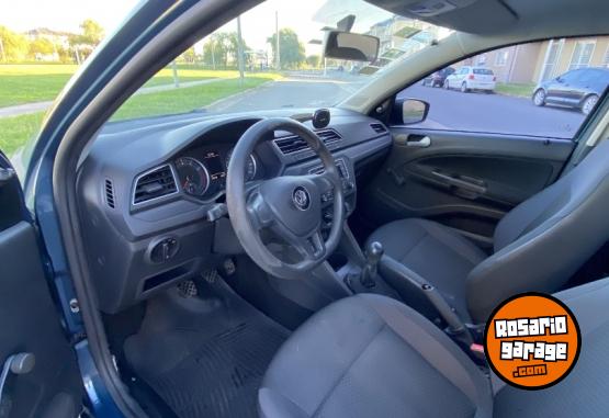 Autos - Volkswagen Voyage Trendline 2017 Nafta 68000Km - En Venta