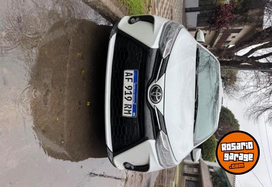 Autos - Toyota Yaris S 2023 Nafta 75000Km - En Venta