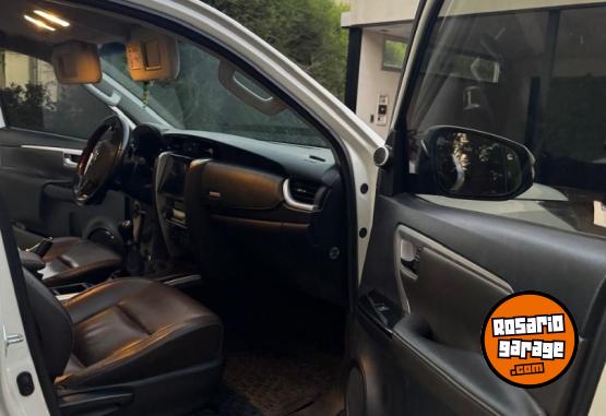 Camionetas - Toyota SW4 2017 Diesel 178000Km - En Venta