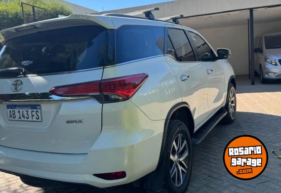 Camionetas - Toyota SW4 2017 Diesel 178000Km - En Venta