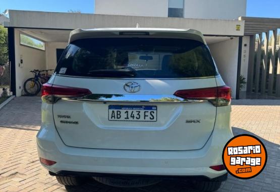 Camionetas - Toyota SW4 2017 Diesel 178000Km - En Venta