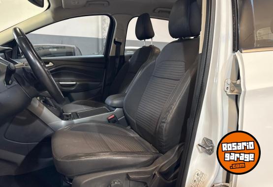 Camionetas - Ford FORD KUGA SEL 2.0 2017 Nafta 95000Km - En Venta