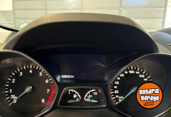 Camionetas - Ford FORD KUGA SEL 2.0 2017 Nafta 95000Km - En Venta