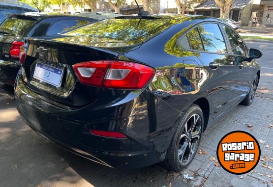 Autos - Chevrolet Cruze Midnight 2022 Nafta 200000Km - En Venta