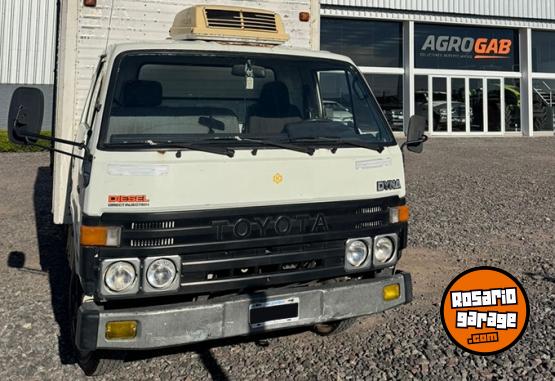 Utilitarios - Toyota Dyna 300 1995 Diesel  - En Venta