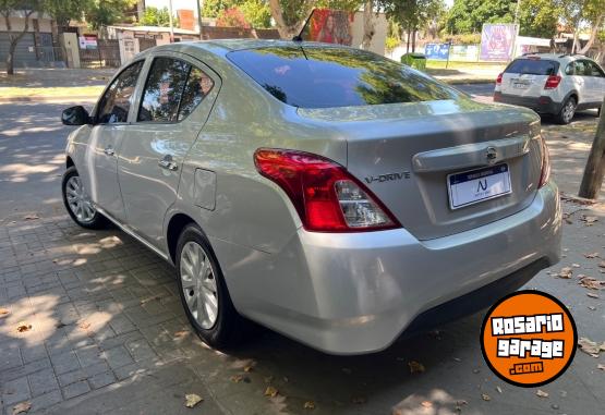 Autos - Nissan Versa VDrive 2021 Nafta 100000Km - En Venta