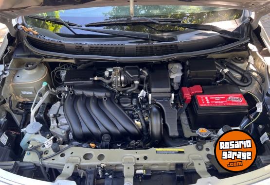 Autos - Nissan Versa VDrive 2021 Nafta 100000Km - En Venta