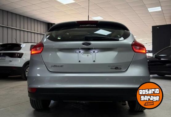 Autos - Ford Focus Titanium 2017 Nafta 109000Km - En Venta