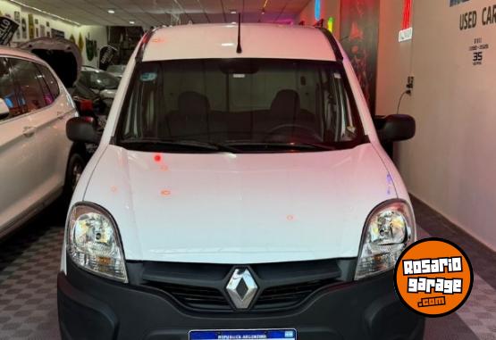 Utilitarios - Renault Kangoo 1.6 16v 2017 GNC 140000Km - En Venta
