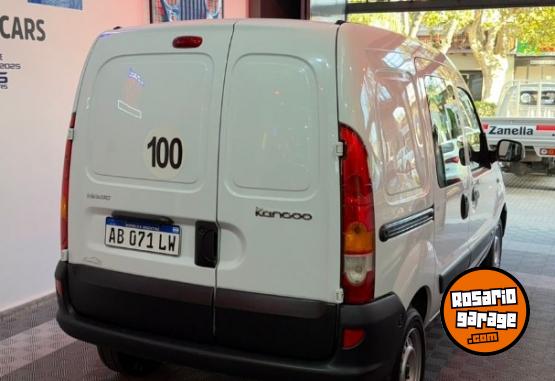 Utilitarios - Renault Kangoo 1.6 16v 2017 GNC 140000Km - En Venta