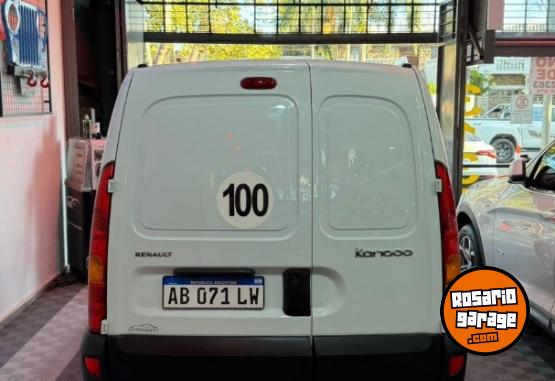 Utilitarios - Renault Kangoo 1.6 16v 2017 GNC 140000Km - En Venta